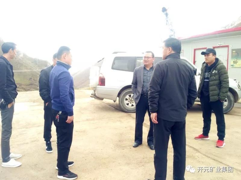 科學(xué)發(fā)展 統(tǒng)籌兼顧 穩(wěn)步生產(chǎn)│州、縣國土資源局領(lǐng)導(dǎo)赴興海銅鑫進(jìn)行年檢