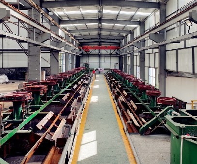 三班接力，晝夜不息｜王家河選礦廠里的堅守與傳承